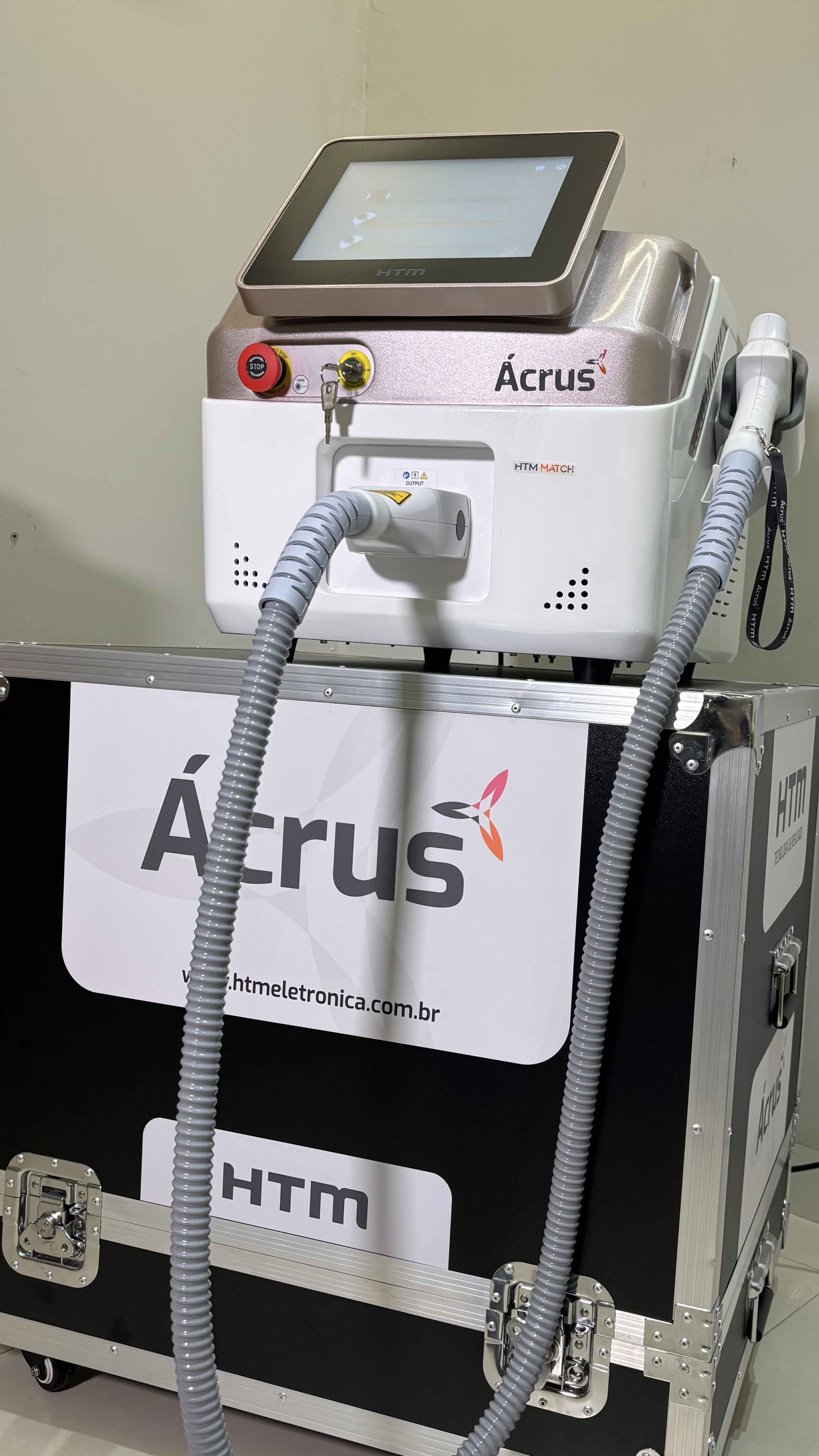 Aparelho de depilação a laser Ácrus Triple Wave